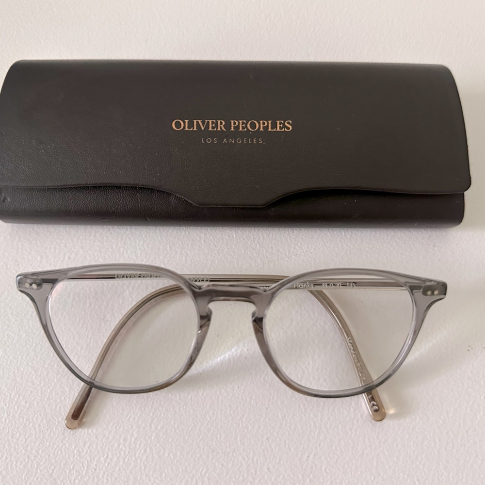 Oliver Peoples “Hanks” ladies eyeglasses with case